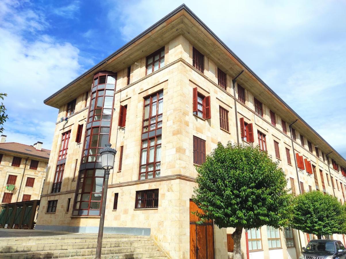 Apartamento Parque Europa Ezcaray Eksteriør billede